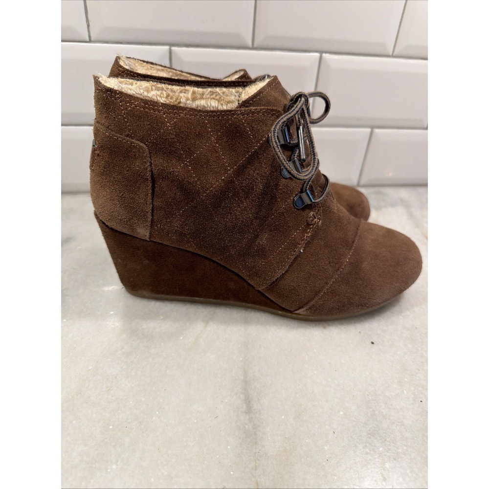 Tom's Desert Wedge Brown 2.75" Wedge Heel Booties Leather Size 9 - Picture 3 of 10